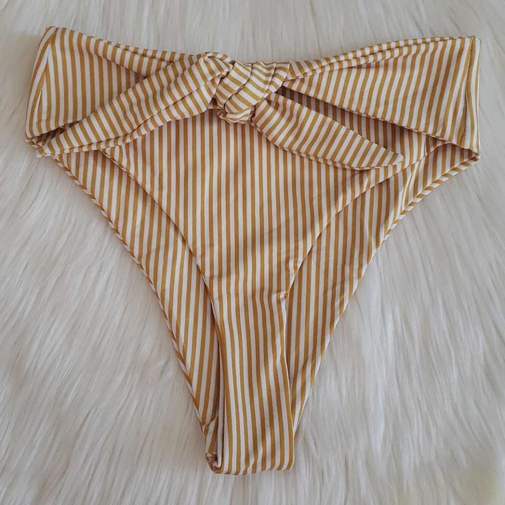New Yellow Stripes Triangle Highwaisted Bikini Set - Picture 5 of 8